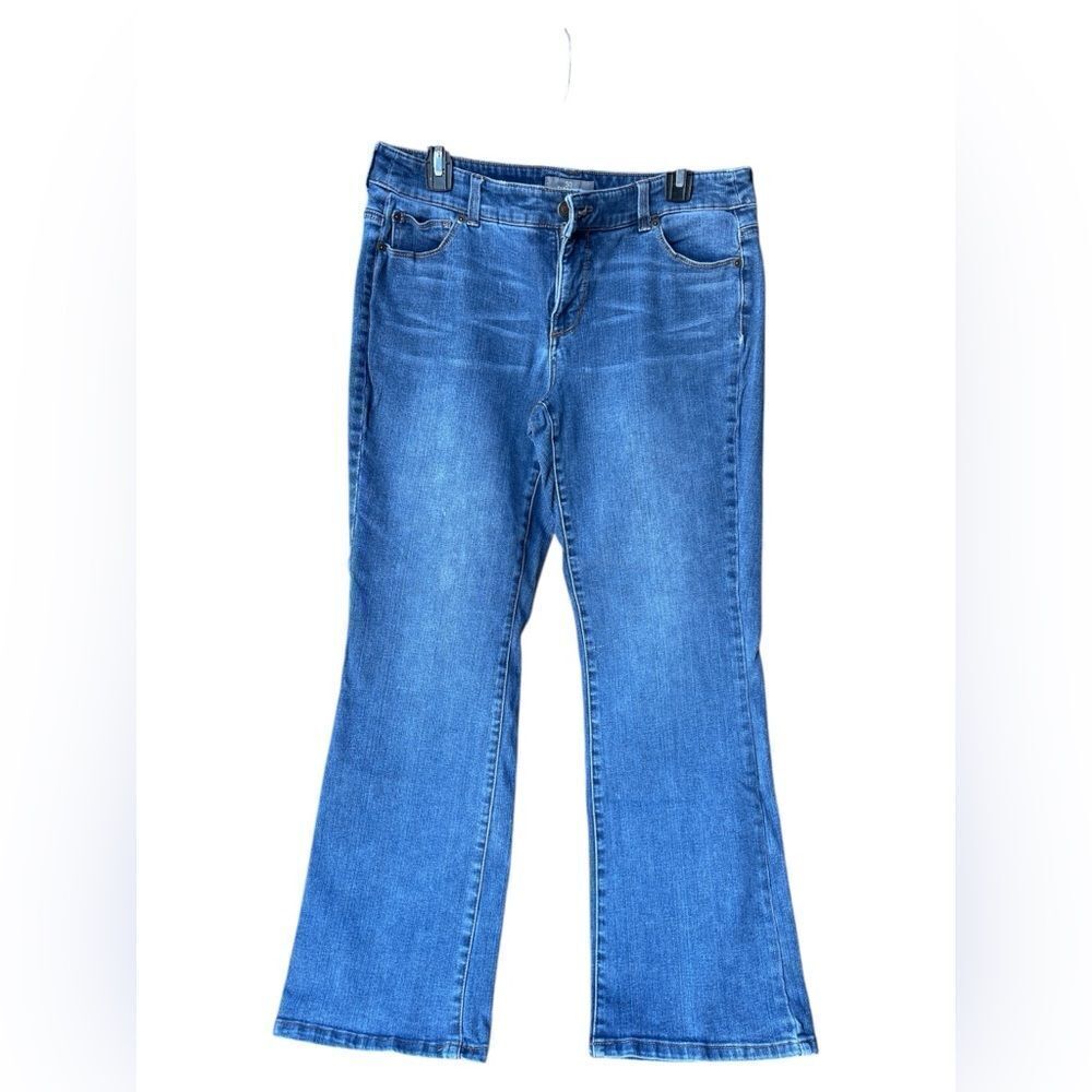 Blue Chico's So Slimming Girlfriend Flare Jean -Work -Casual-Shopping.Mom Sz 2